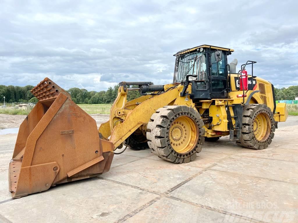 CAT 966M - Excellent Condition / 9.967 HOURS Wheel loaders