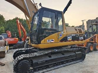 CAT 320CL