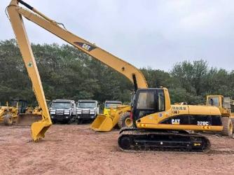 CAT 320 C L