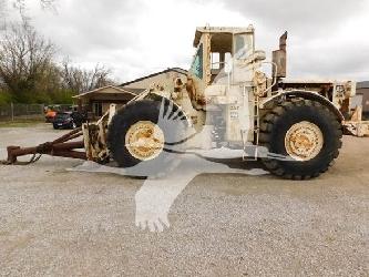 CAT 988