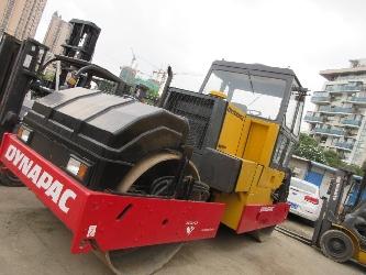 Dynapac CC421