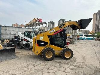 CAT 246 C