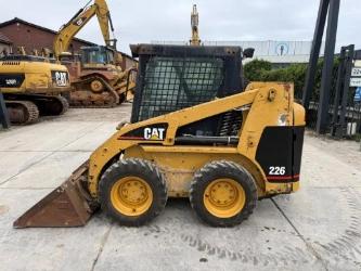 CAT 226B