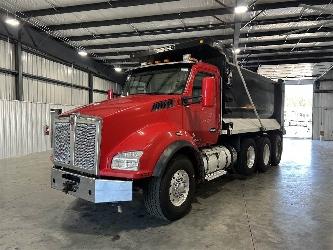 Kenworth T880