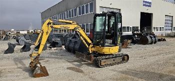 Komatsu PC26MR-3