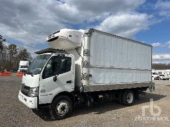 Hino 195