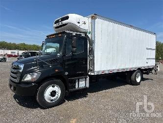 Hino 338