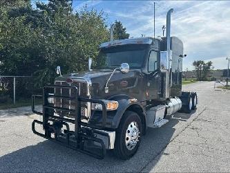 Peterbilt 567