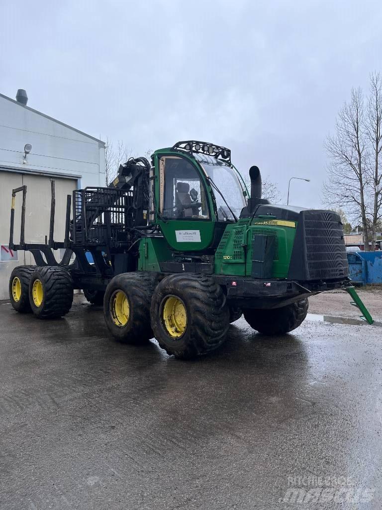 John Deere 1210 E Forwarder