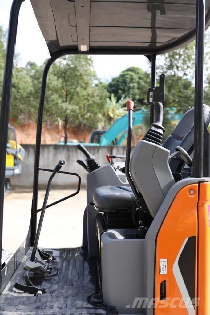 Doosan DX 17 Raupenbagger