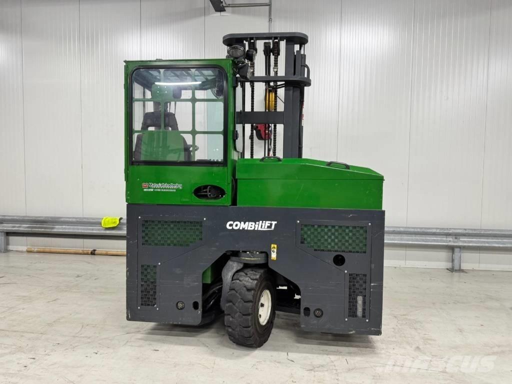 Combilift C 4000 E Seitenstapler