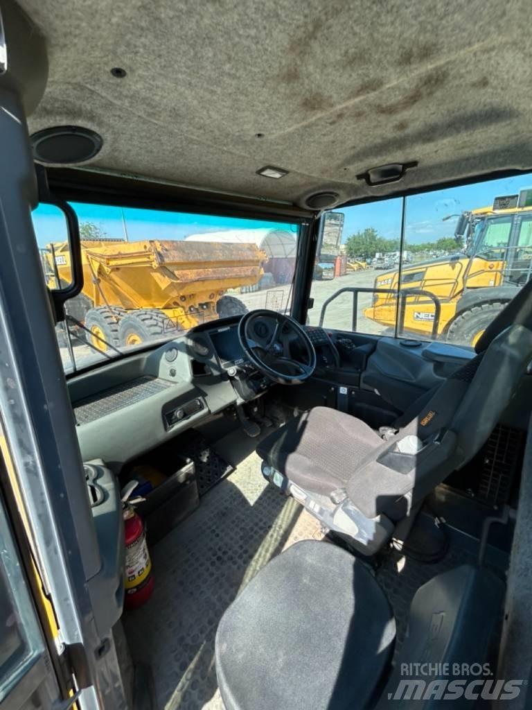 Bell B30E Dumper - Knickgelenk