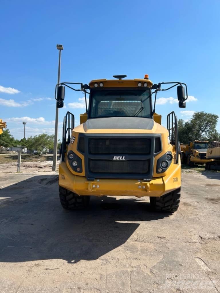 Bell B30E Dumper - Knickgelenk