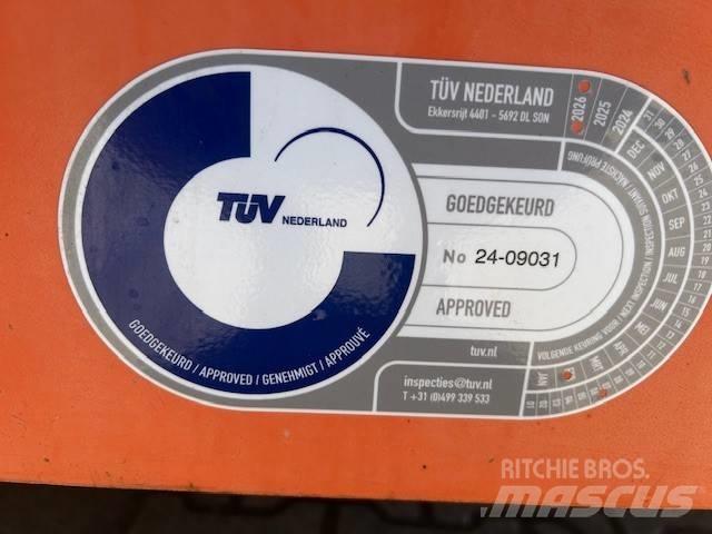 JLG 600 AJ Gelenkteleskoparbeitsbühnen