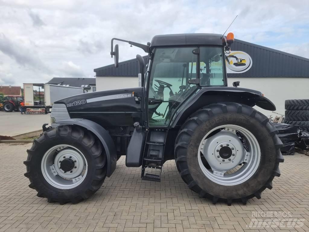 CASE MX 120 Traktoren