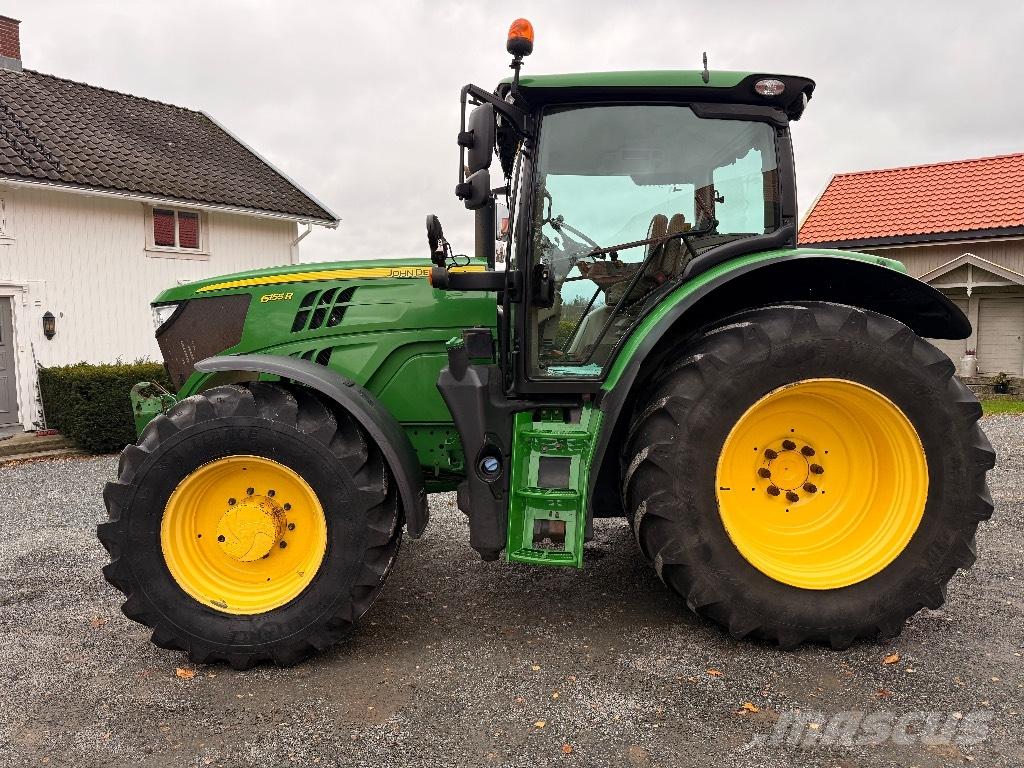 John Deere 6155 R Traktoren