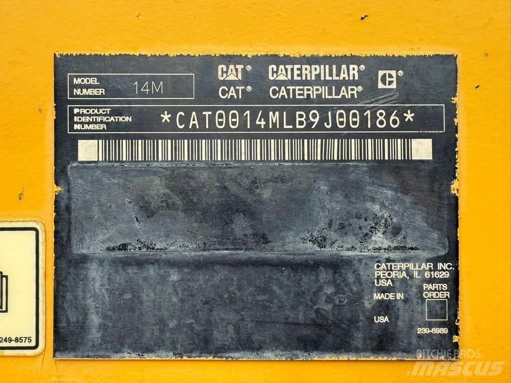 CAT 14M Grader