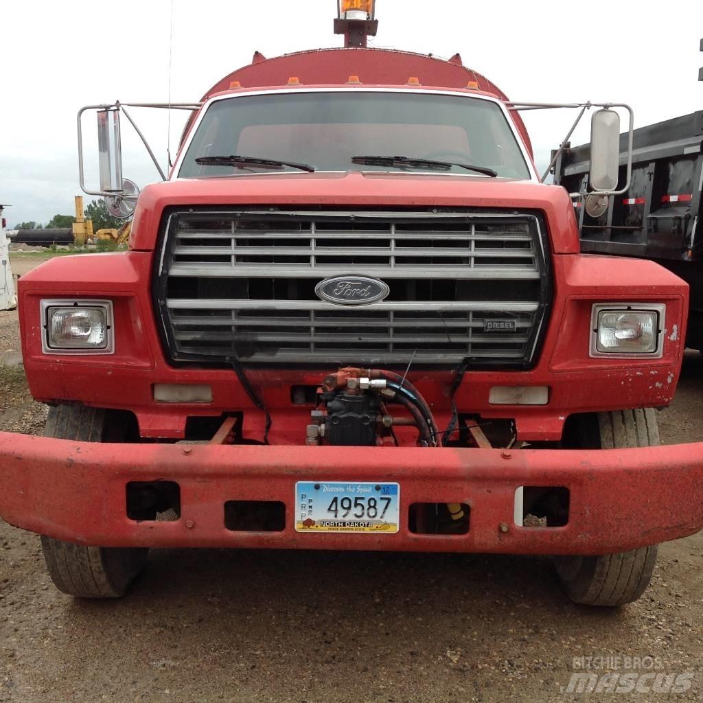 Ford F 700 Betonmischer