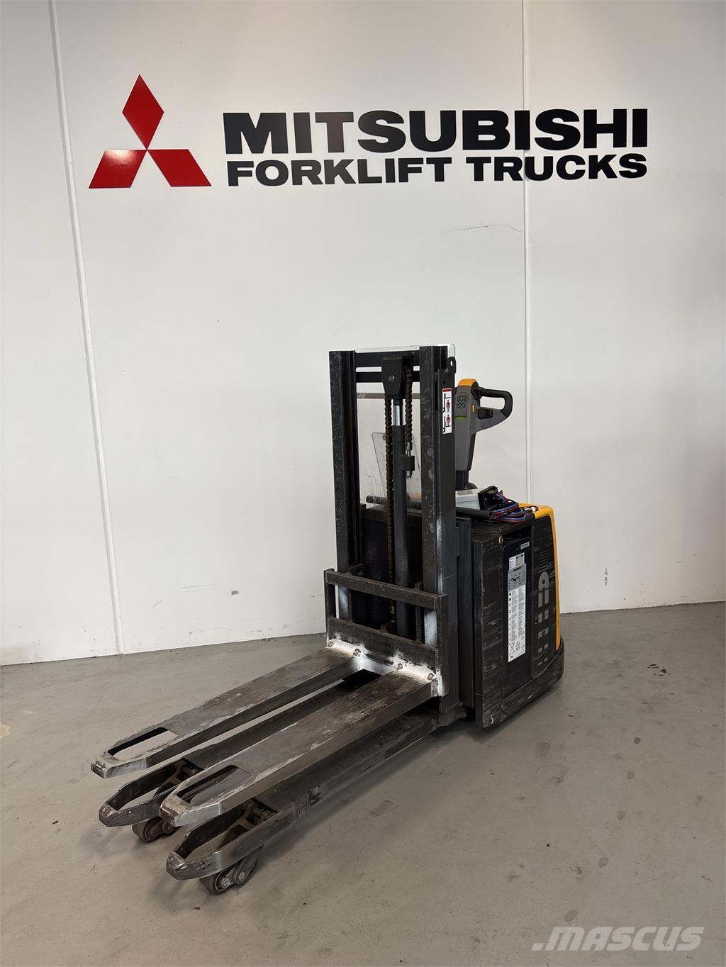 Atlet PDP200 Zelfrijdende stapelaars