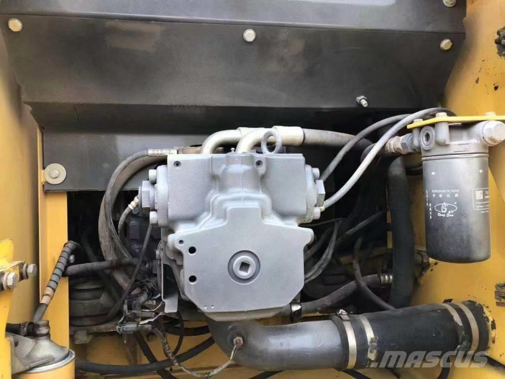 Komatsu 200-7 Raupenbagger