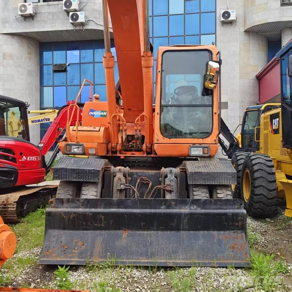 Doosan DH 210 W-7 Mobilbagger
