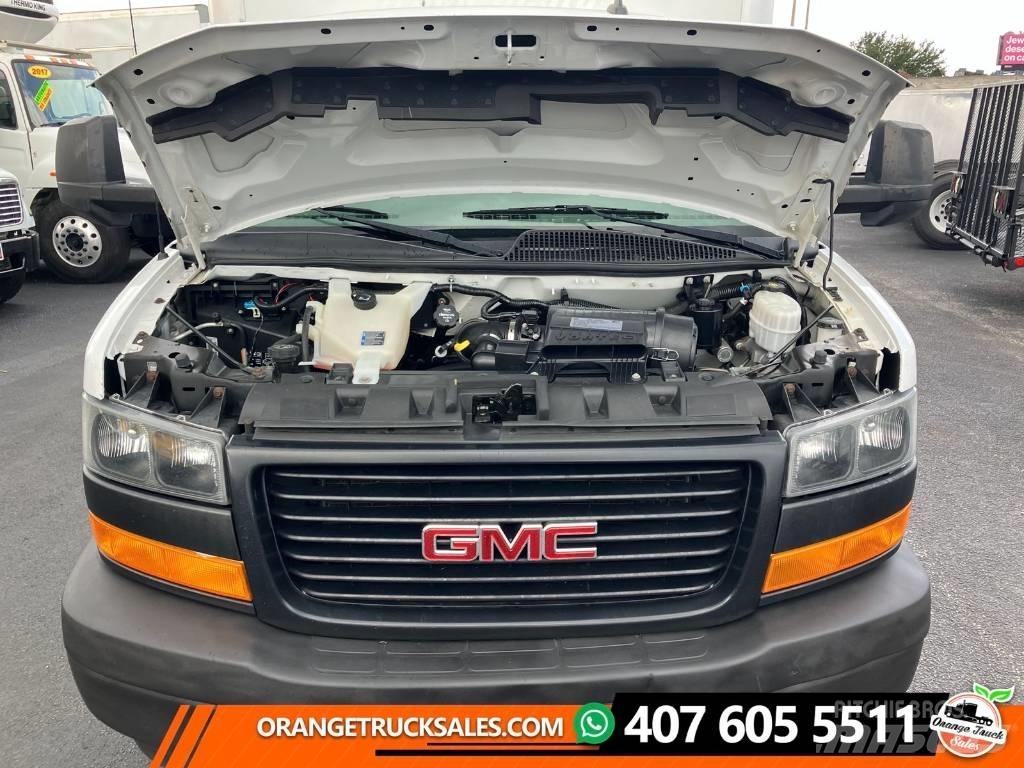 GMC Savana G3500 Lieferwagen