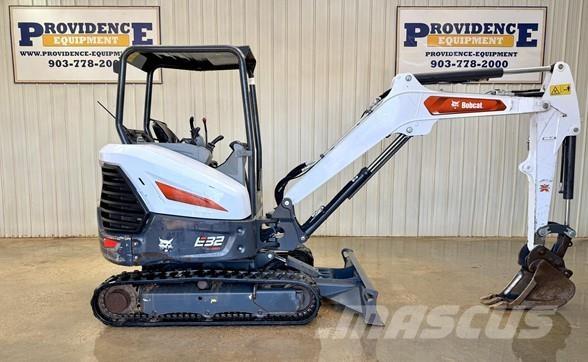 Bobcat E32R2 Minibagger < 7t