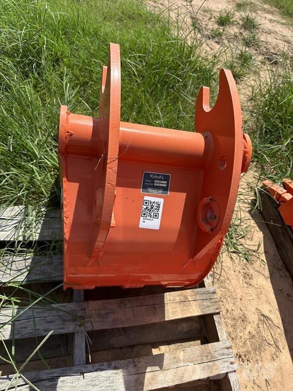 Kubota BT4584 Sonstige Baumaschinen