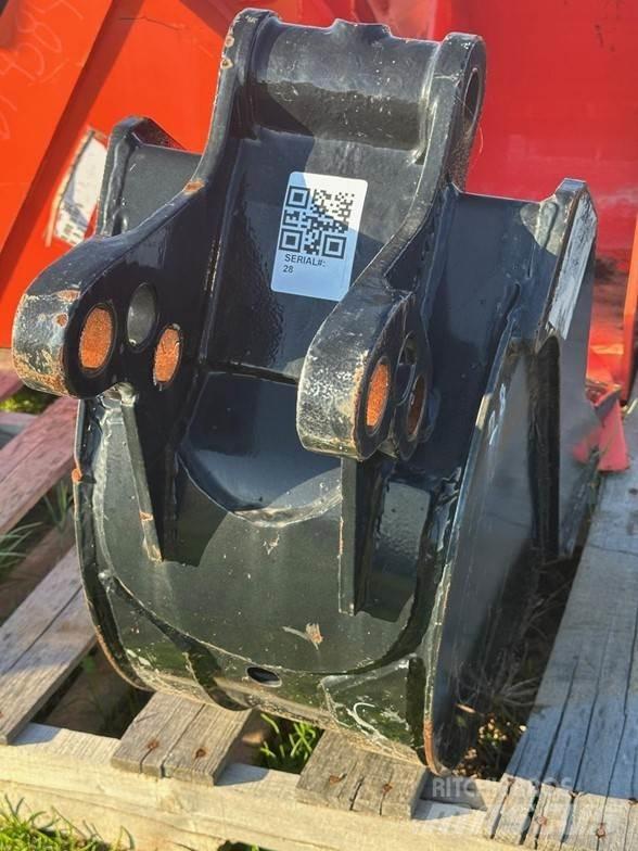 Kubota L5415A Schaufeln