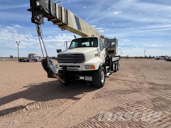 National 1400A Kranwagen