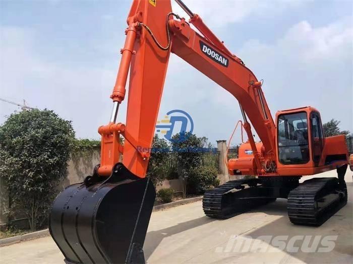 Doosan DH220LC-7 Raupenbagger