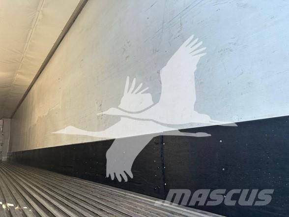 Utility 3000R Kühlauflieger