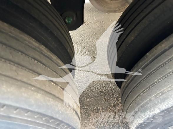 Utility 3000R Kühlauflieger