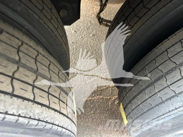 Utility 3000R Kühlauflieger