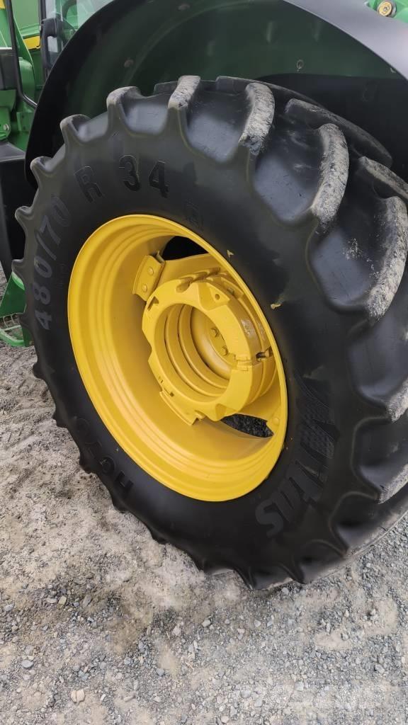 John Deere 5115R Traktoren