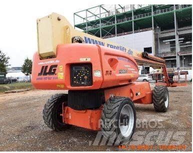 JLG 1200 SJP Teleskopbühnen