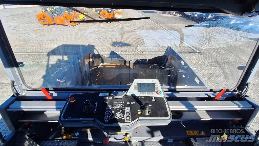 Vögele MT 3000-2i Materialtransportfahrzeuge
