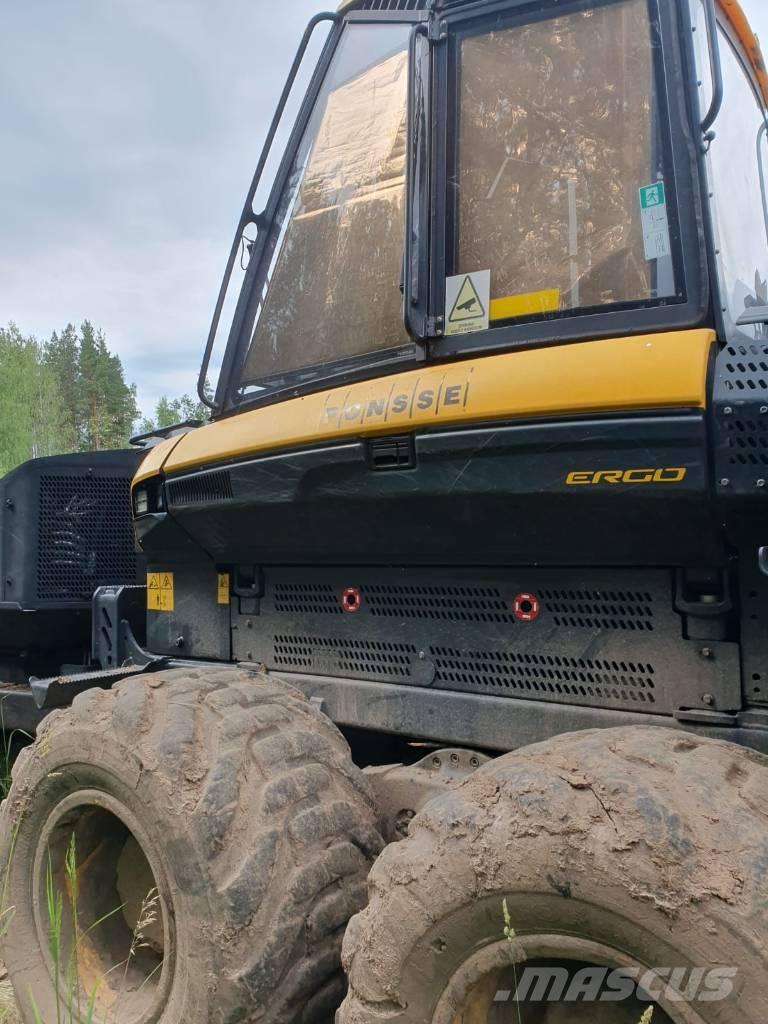 Ponsse Ergo 8W Harvester