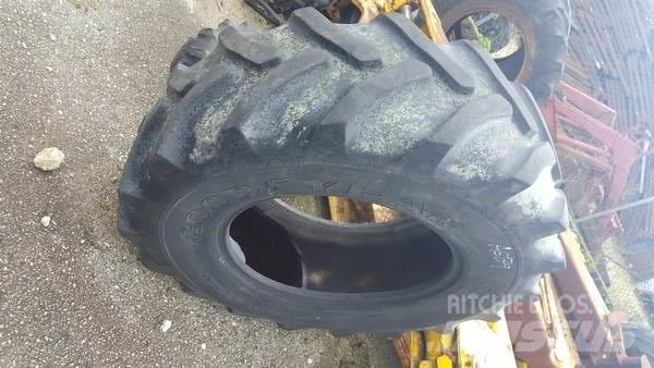  Pneu 14.9R24 Reifen