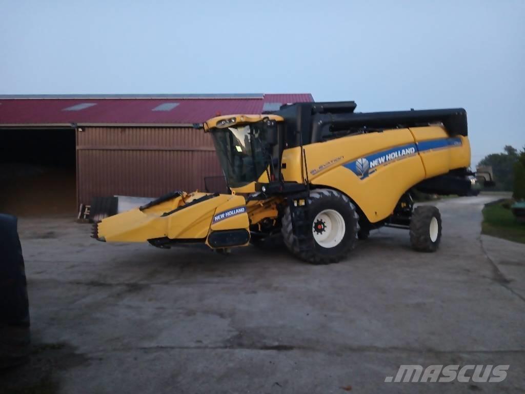New Holland CX 5090 Mähdrescher