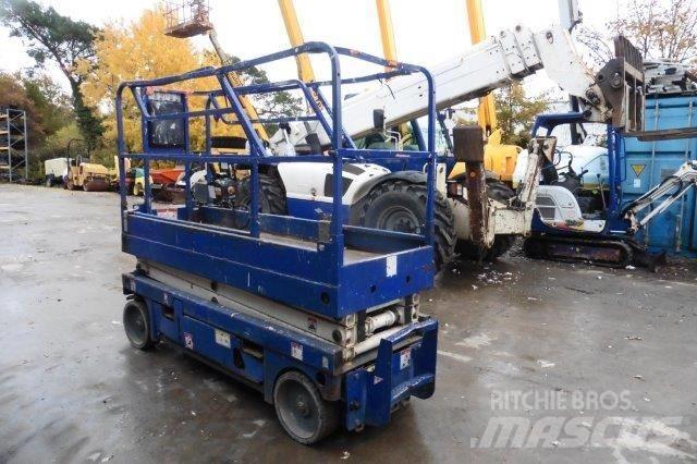 Haulotte Compact 8 Scheren-Arbeitsbühnen