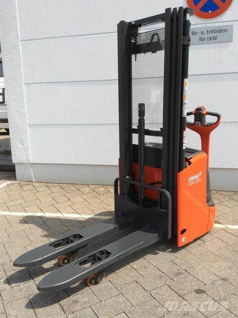 Linde L12I Zelfrijdende stapelaars