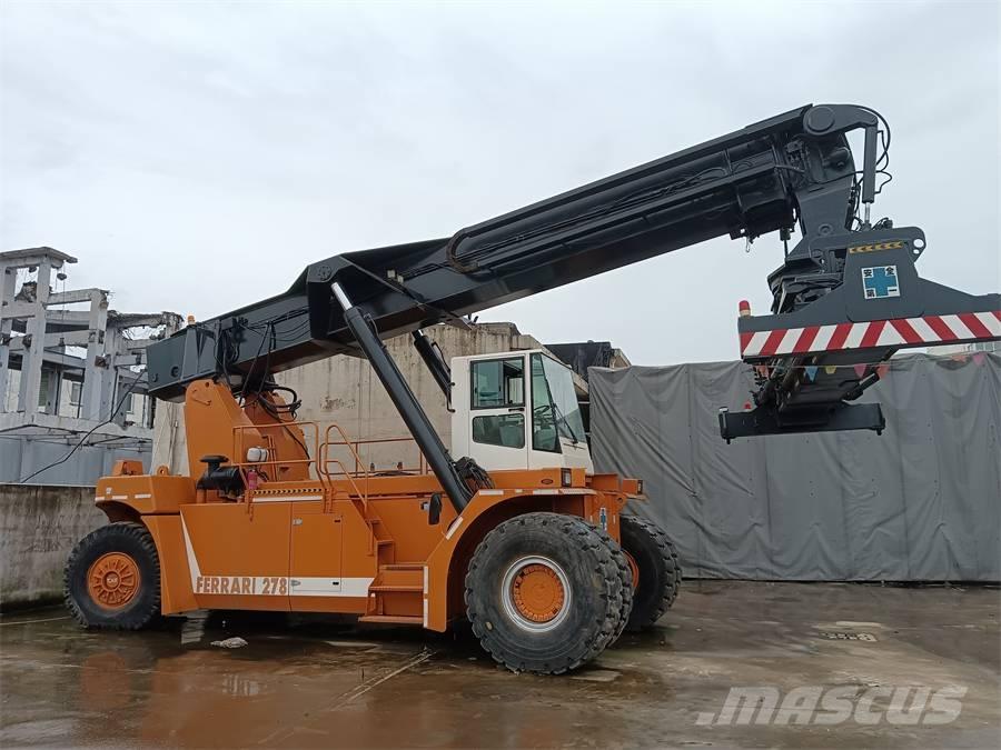 Ferrari 278 Reach-Stacker