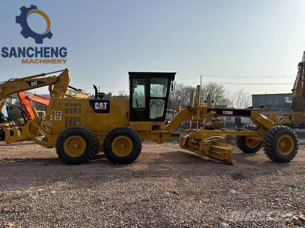 CAT 120H Grader