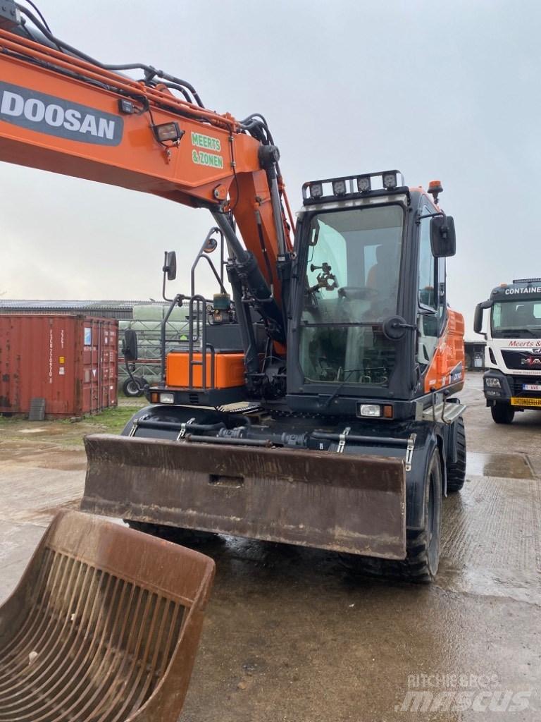 Doosan DX 140 W -5 Kranen voor alle terreinen