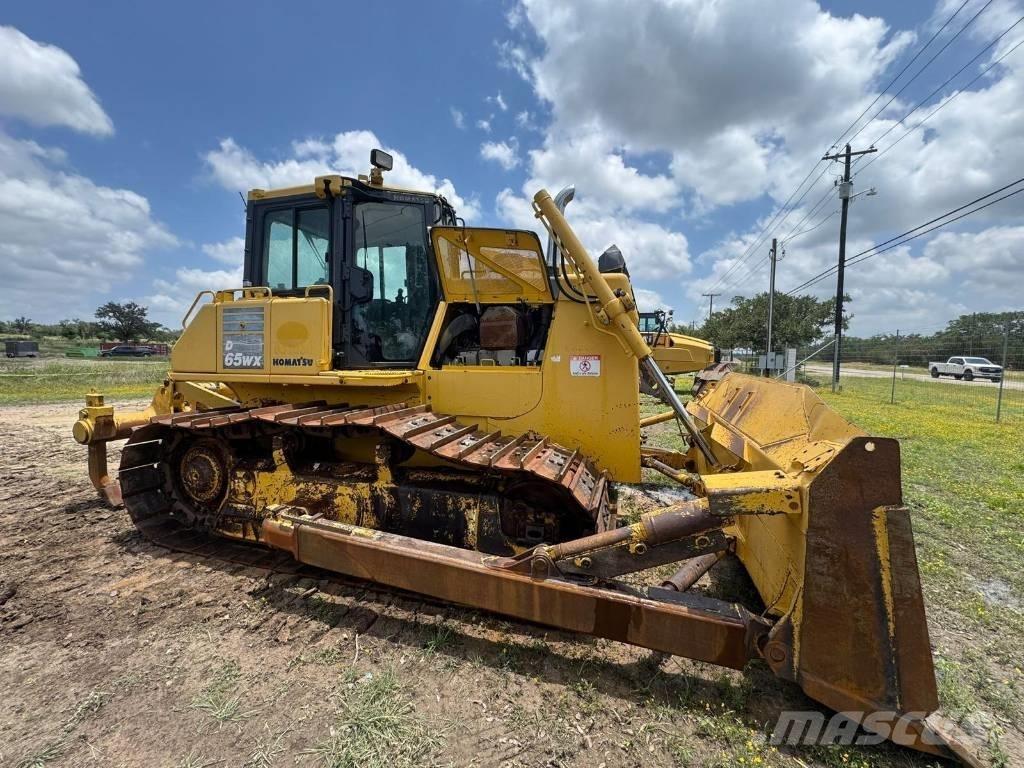 Komatsu D65WX-17 Bulldozer