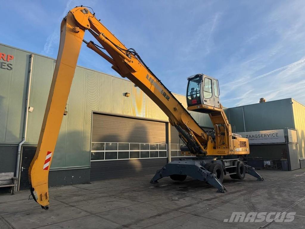Liebherr A 934 C Materialumschlag