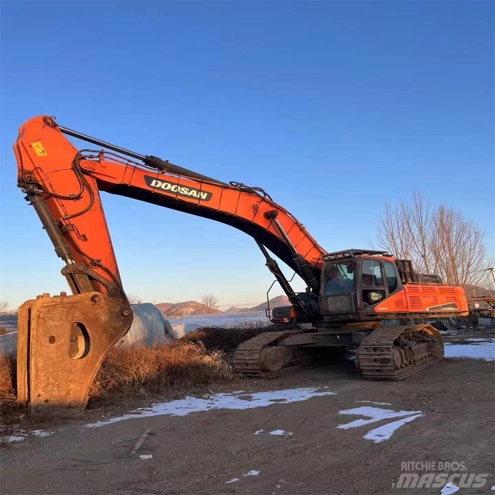 Doosan DX150LC-9C Raupenbagger