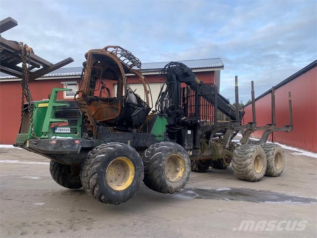 John Deere 1010E Forwarder