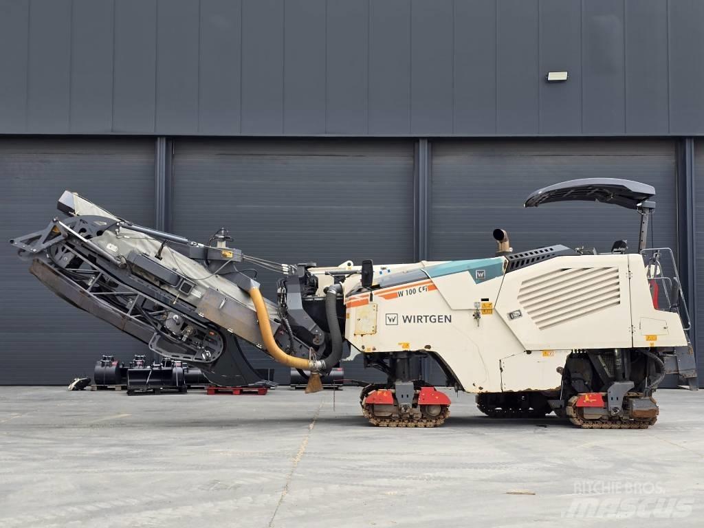 Wirtgen W 100 CFI Asphaltfräsen